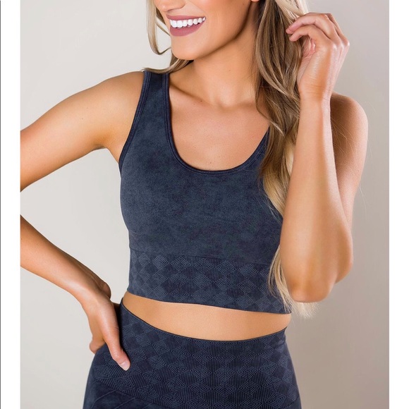 NWOT Matching Sports Bra and Leggings Set - Picture 2 of 10